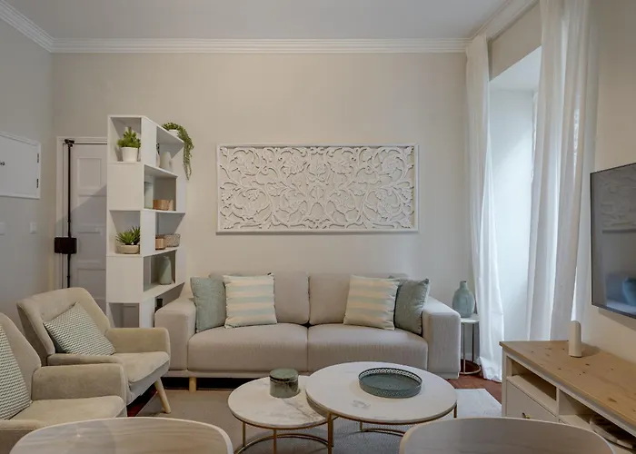 شقة Bairro Alto Elegant By Homing *