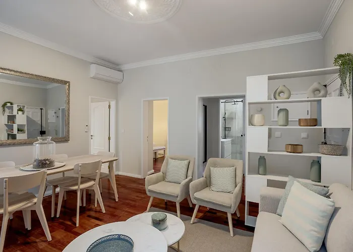 شقة Bairro Alto Elegant By Homing *